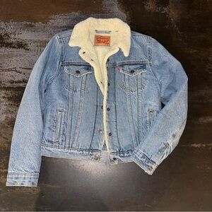 Levi's Cream Sherpa Collar